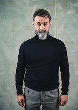 Extra Fine Merino Roll Neck