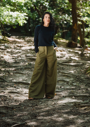 High waisted, wide leg trousers