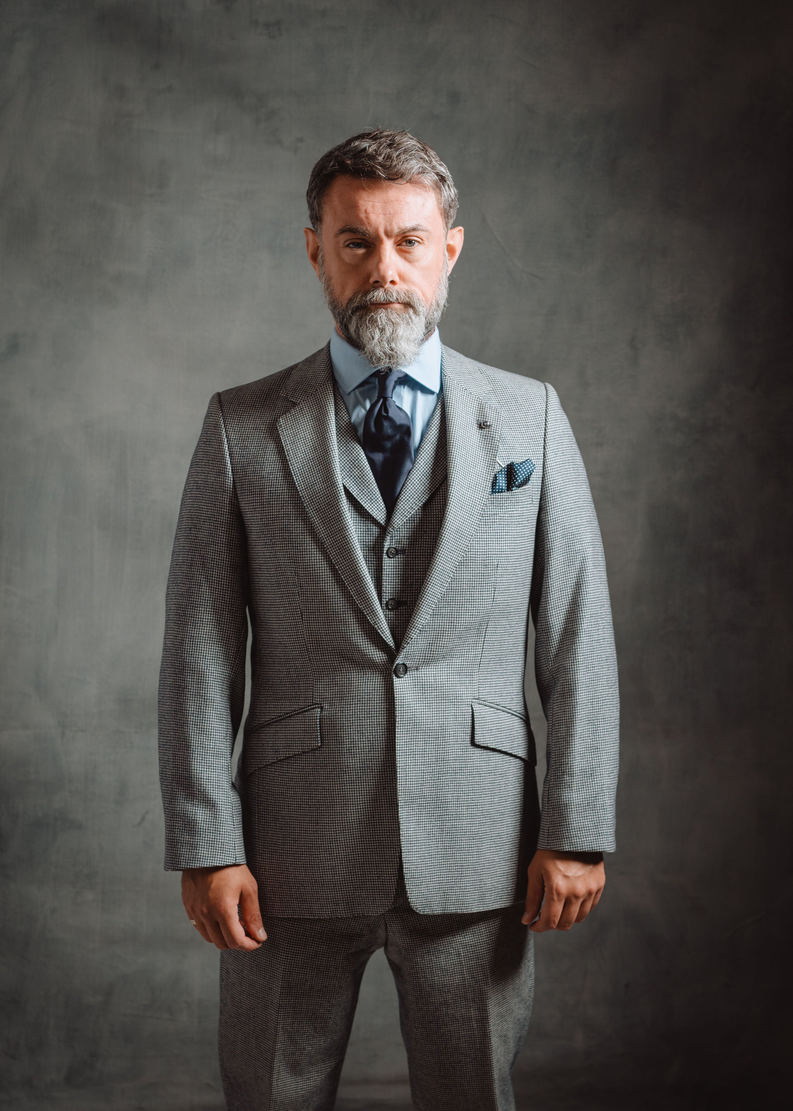 Houndstooth Suit – Barrington Ayre