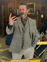 Tweed WBC-6