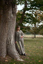 Tweed WBC-6
