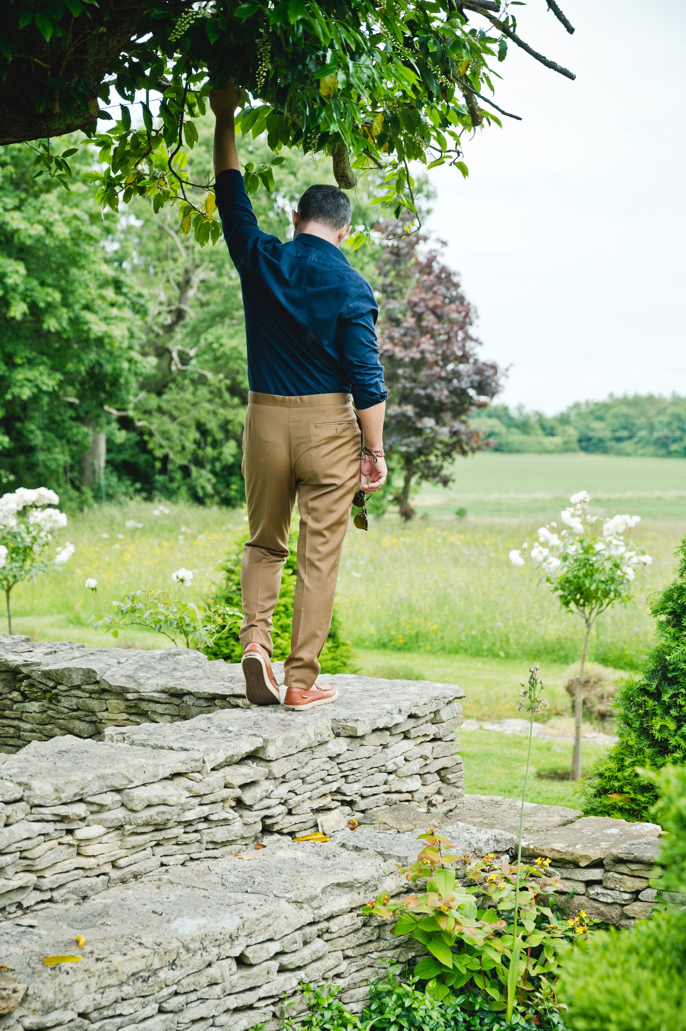 Lightweight Wool Gabardine Trouser – Barrington Ayre