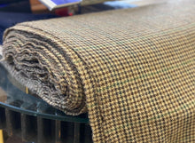 Copy of Brown and Green Houndstooth Tweed